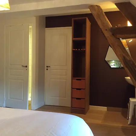 Bed and Breakfast Domaine de Noyer à Saint-Christophe-en-Brionnais Chambre photo